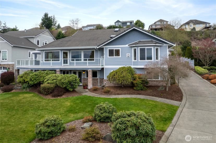 Property photo for 16412 139th Avenue E, Puyallup photo 2