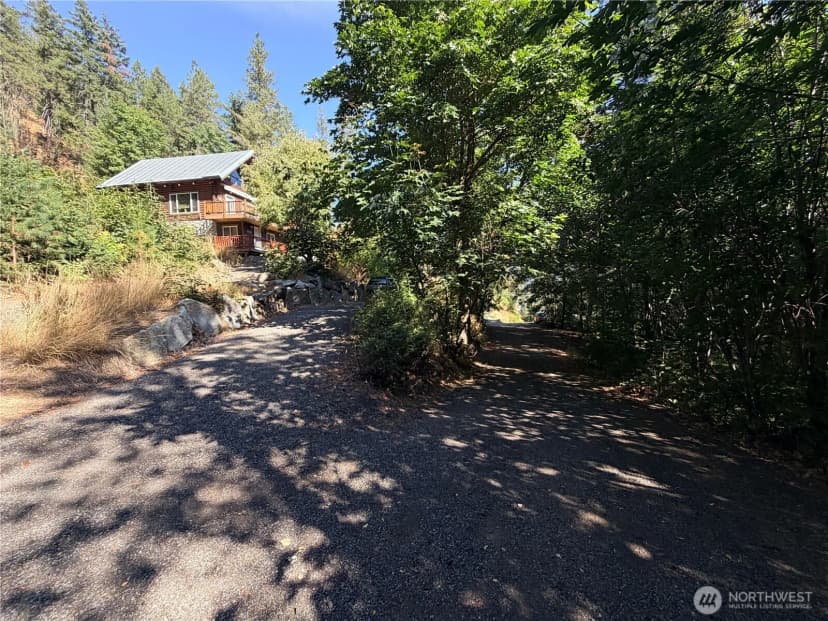 Property photo for 10666 Chumstick Hwy, Leavenworth photo 19