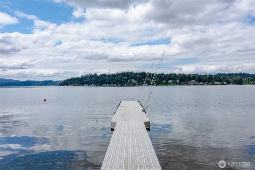 Property photo for 2642 E Lake Sammamish Parkway Ne, Sammamish photo 20