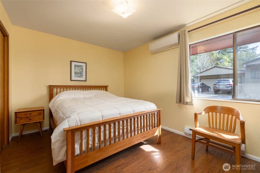Property photo for 709 Shelter Bay Drive, La Conner photo 13