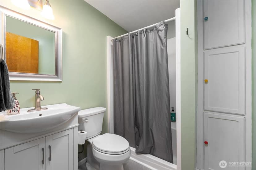 Property photo for 709 Shelter Bay Drive, La Conner photo 15