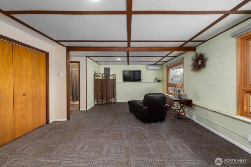 Property photo for 709 Shelter Bay Drive, La Conner photo 17