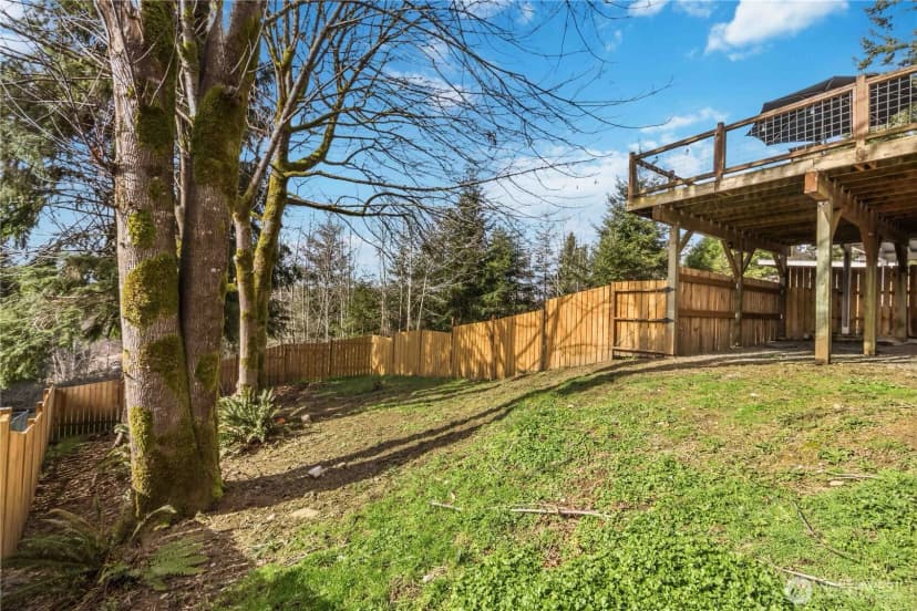 Property photo for 545 Val Vista Drive, Montesano photo 34
