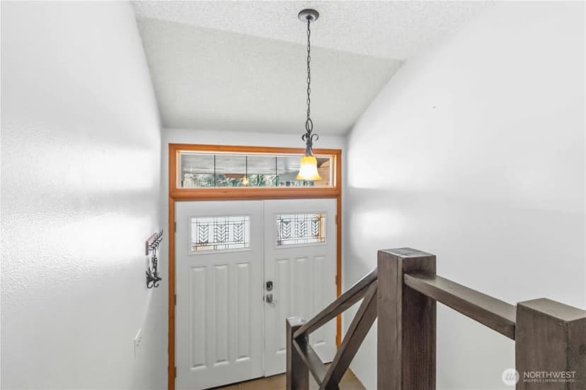 Property photo for 545 Val Vista Drive, Montesano photo 19