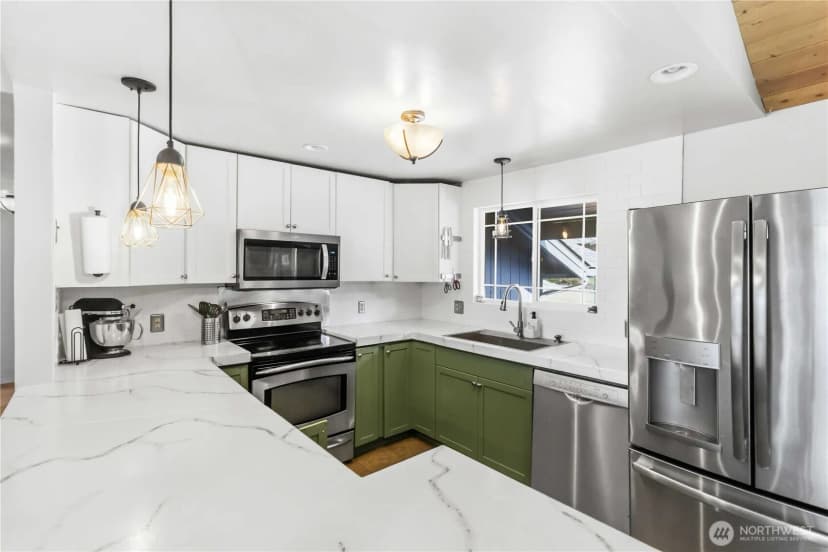 Property photo for 545 Val Vista Drive, Montesano photo 7
