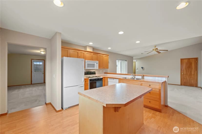 Property photo for 739 Cascade Palms Court #739, Sedro Woolley photo 9