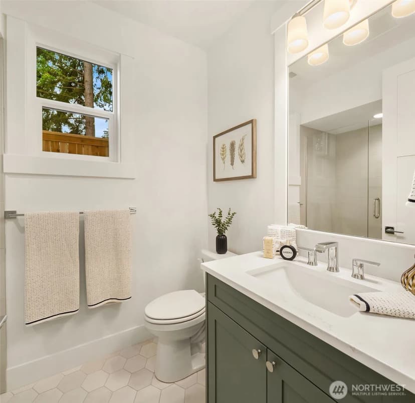 Property photo for 22212 98th Avenue W, Edmonds photo 22