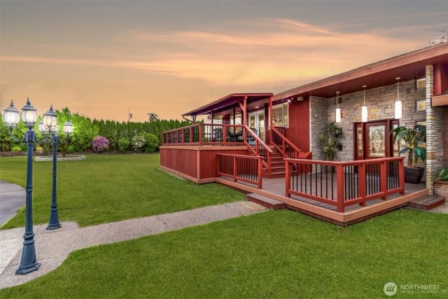 Property photo for 36510 Mountain Highway E, Eatonville photo 2