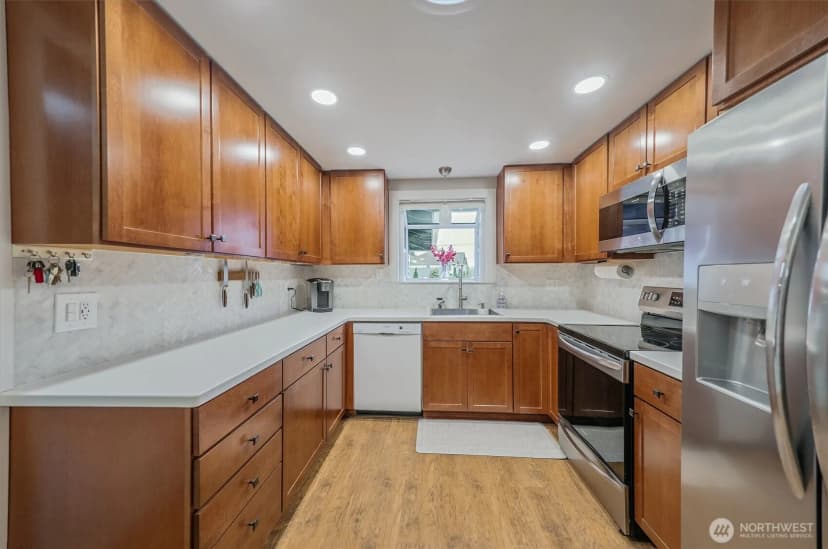 Property photo for 14219 Se 259th Place, Kent photo 11
