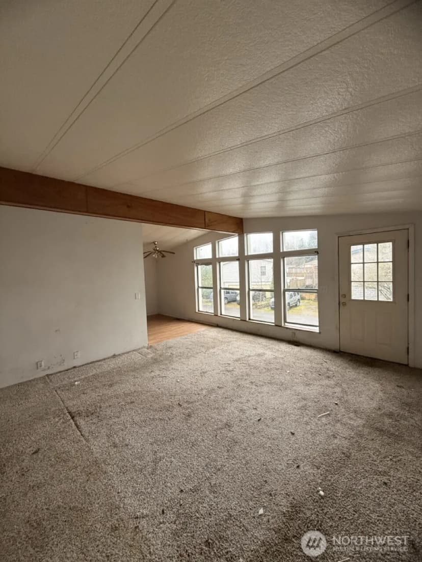 Property photo for 14003 70th Street E, Sumner photo 9