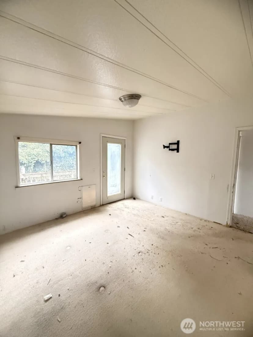 Property photo for 14003 70th Street E, Sumner photo 16