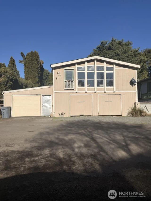 Property photo for 14003 70th Street E, Sumner