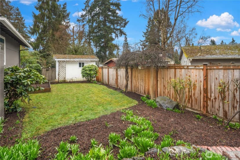 Property photo for 12025 Ne 136th Place, Kirkland photo 25