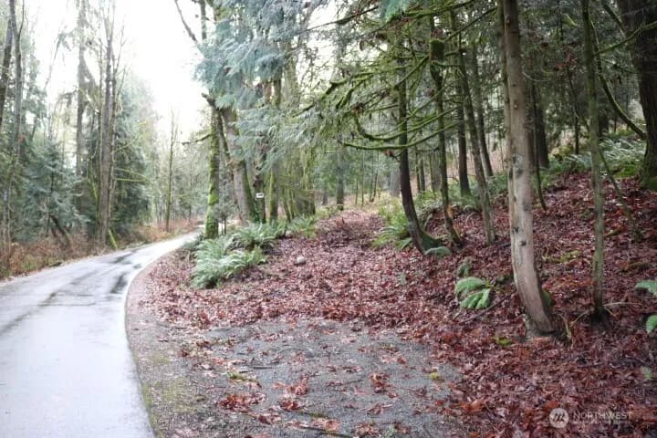 Property photo for 18700 Se 64th Way, Issaquah