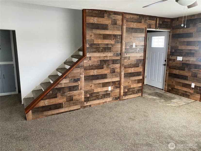 Property photo for 200 Watson Street Nw, Creston photo 6