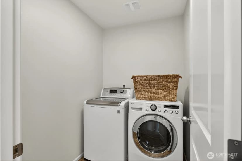 Property photo for 13912 31st Dr Se, Mill Creek photo 24
