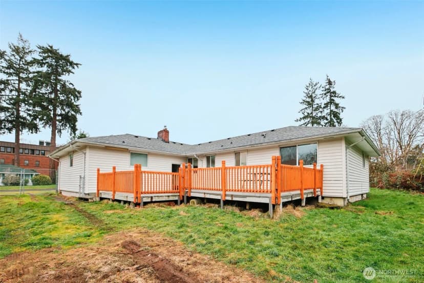 Property photo for 10316 Becker Drive Sw, Lakewood photo 28