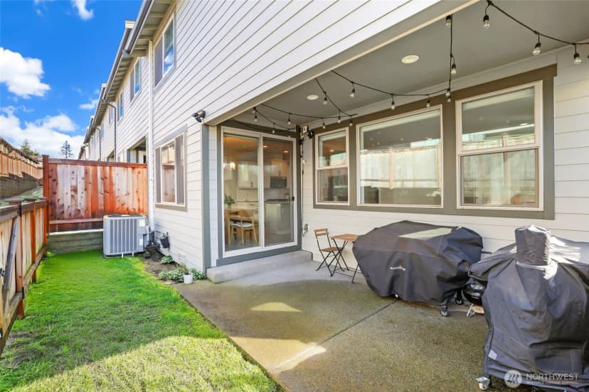 Property photo for 10445 11th Street E, Edgewood photo 31