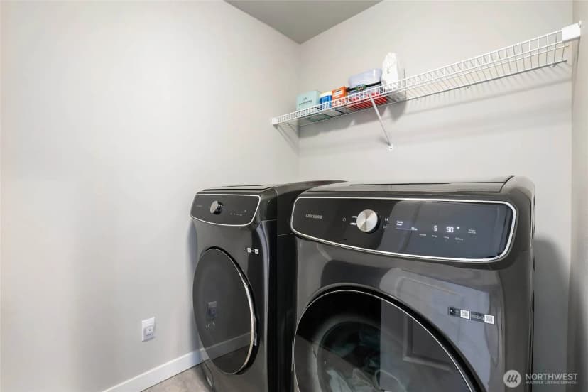 Property photo for 10445 11th Street E, Edgewood photo 30