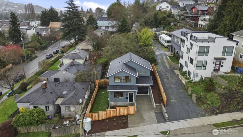 Property photo for 2213 W Bertona Street, Seattle photo 32