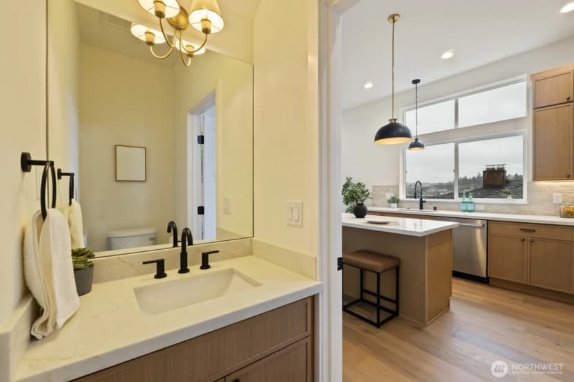 Property photo for 2213 W Bertona Street, Seattle photo 11