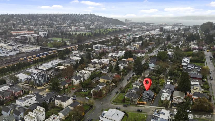 Property photo for 2213 W Bertona Street, Seattle photo 36