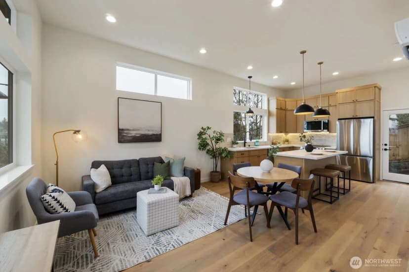 Property photo for 2213 W Bertona Street, Seattle photo 13
