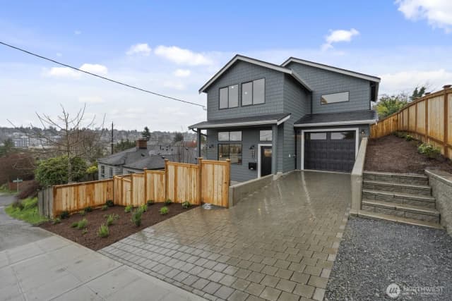 Property photo for 2213 W Bertona Street, Seattle photo 3