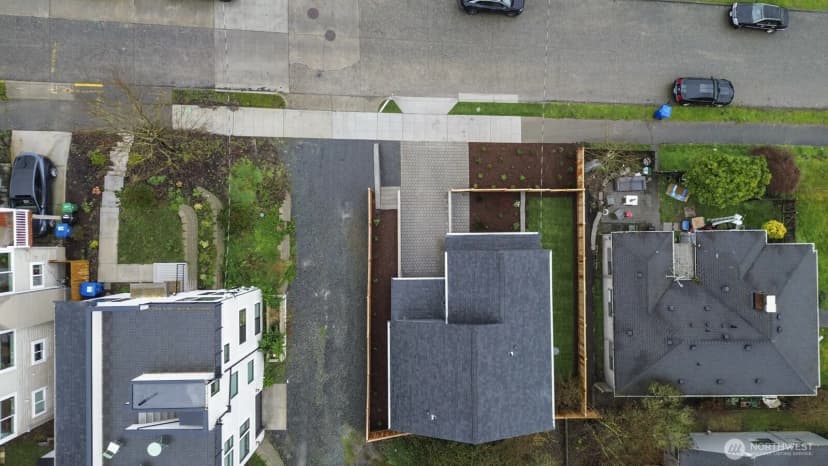 Property photo for 2213 W Bertona Street, Seattle photo 33
