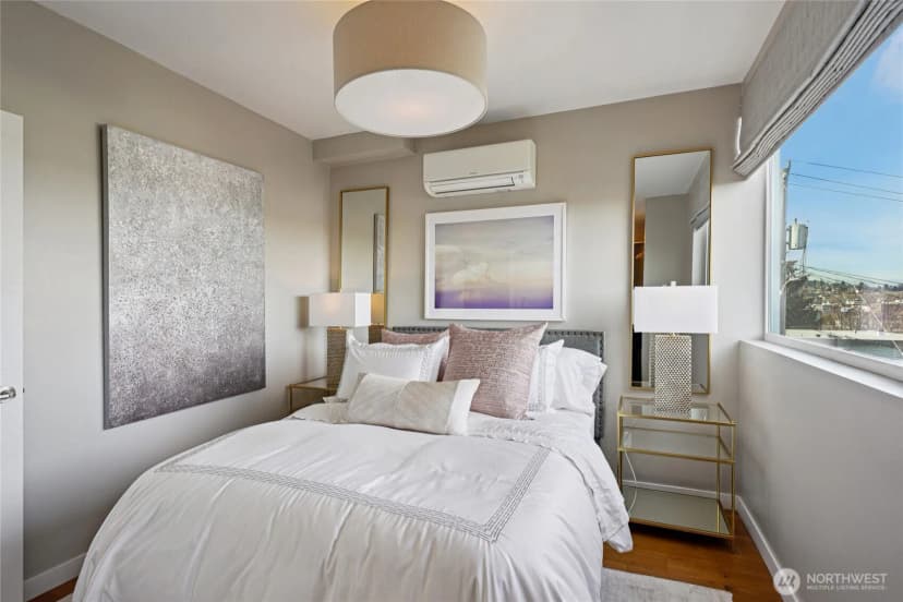 Property photo for 1230 W Emerson Street, Seattle photo 15