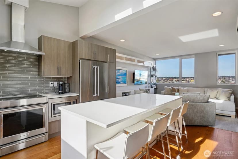 Property photo for 1230 W Emerson Street, Seattle