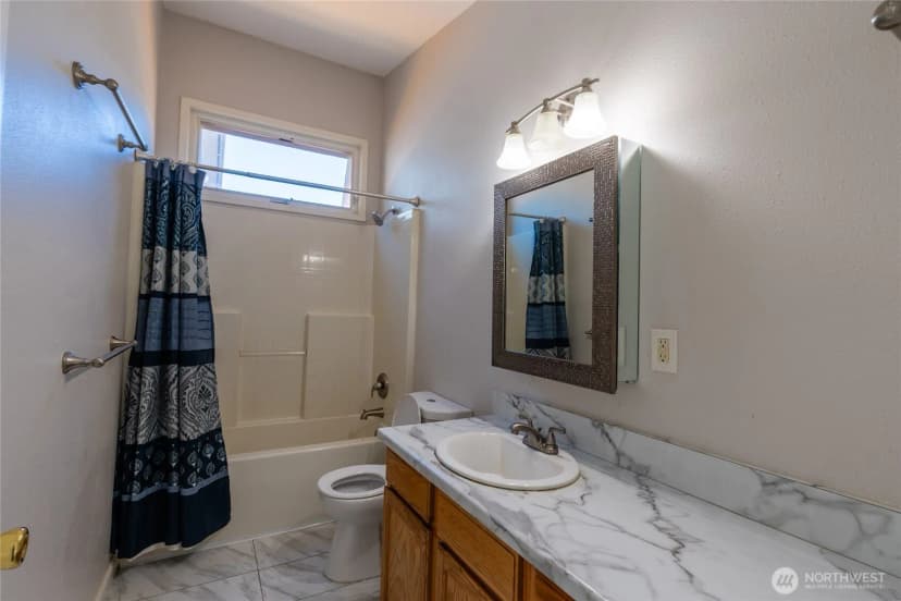 Property photo for 9452 25th Avenue Sw, Seattle photo 15