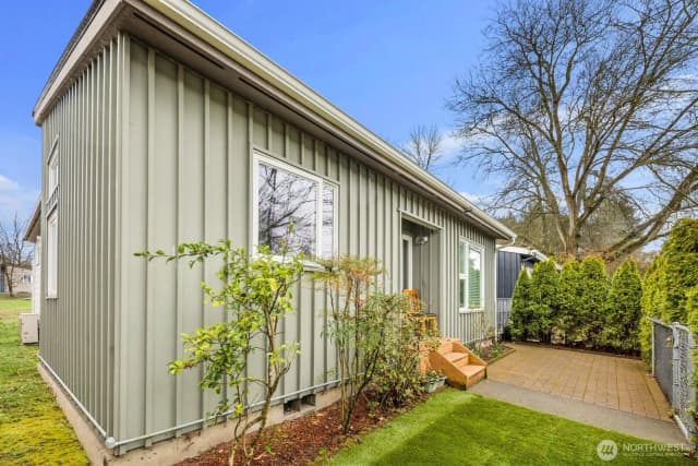 Property photo for 9452 25th Avenue Sw, Seattle photo 4