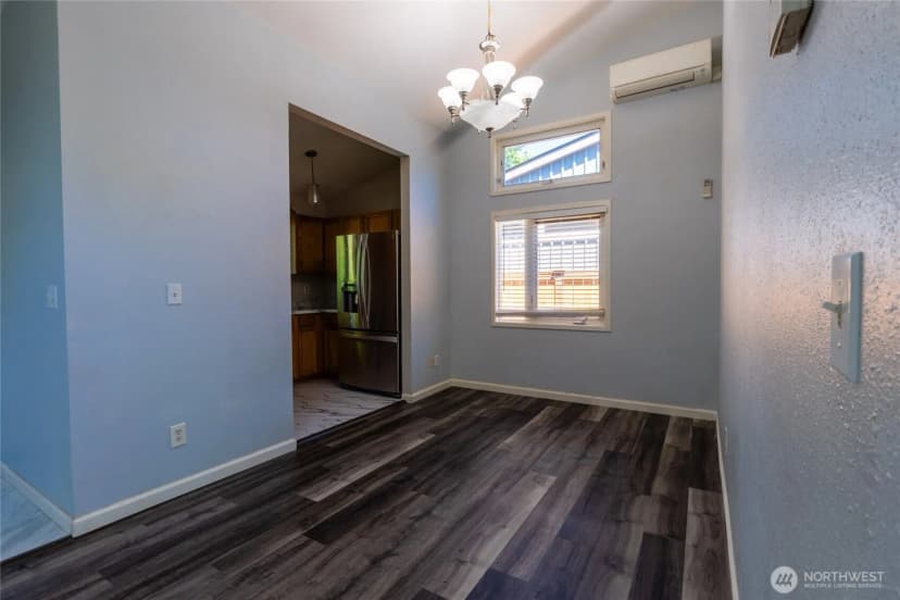 Property photo for 9452 25th Avenue Sw, Seattle photo 8