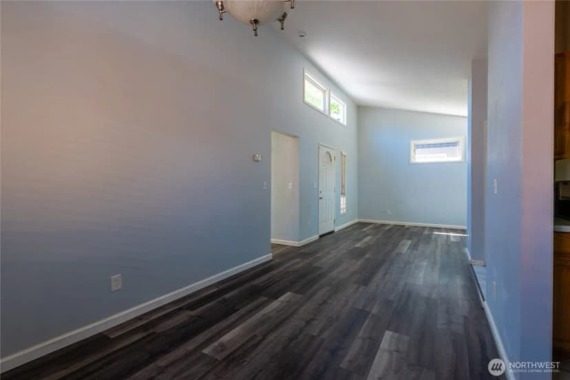 Property photo for 9452 25th Avenue Sw, Seattle photo 11