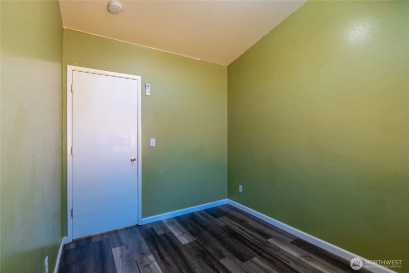 Property photo for 9452 25th Avenue Sw, Seattle photo 18