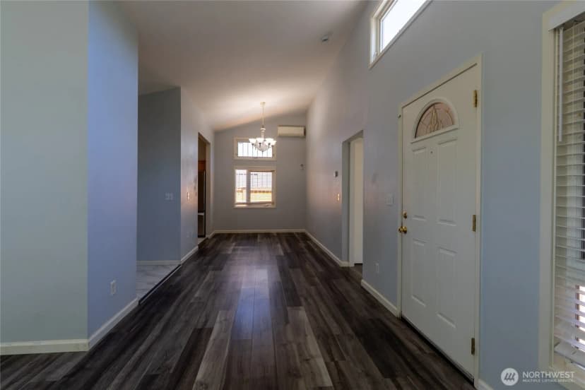 Property photo for 9452 25th Avenue Sw, Seattle photo 14