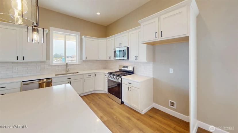 Property photo for 4606 W Larch Avenue, Yakima photo 6
