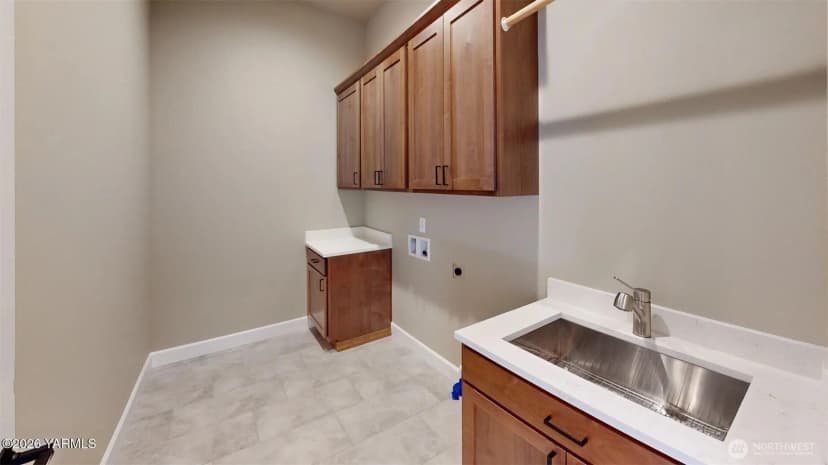 Property photo for 4606 W Larch Avenue, Yakima photo 11