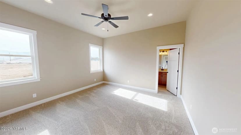Property photo for 4606 W Larch Avenue, Yakima photo 18