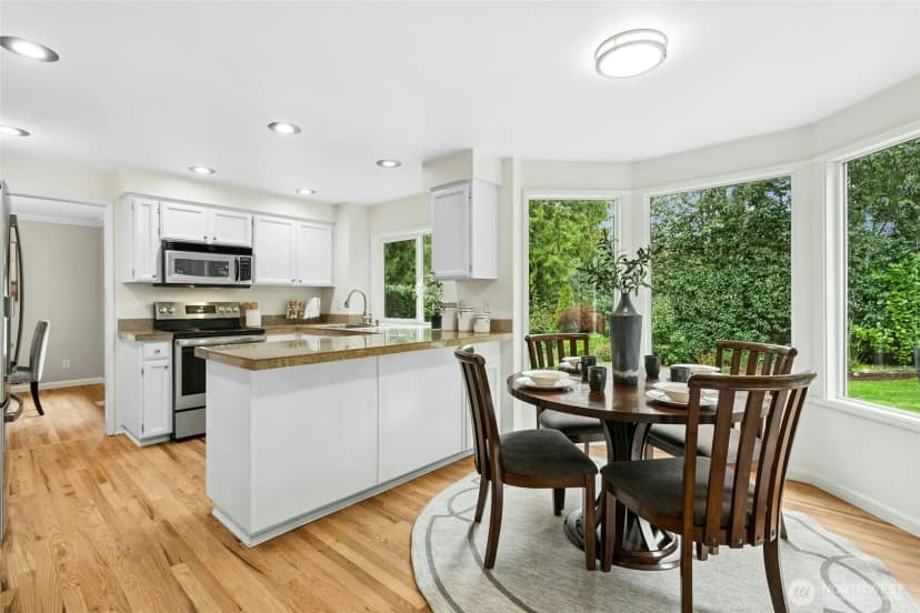 Property photo for 2824 234th Place Ne, Sammamish photo 9