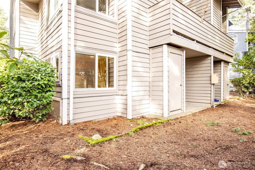 Property photo for 3041 127th Place Se #g12, Bellevue photo 22