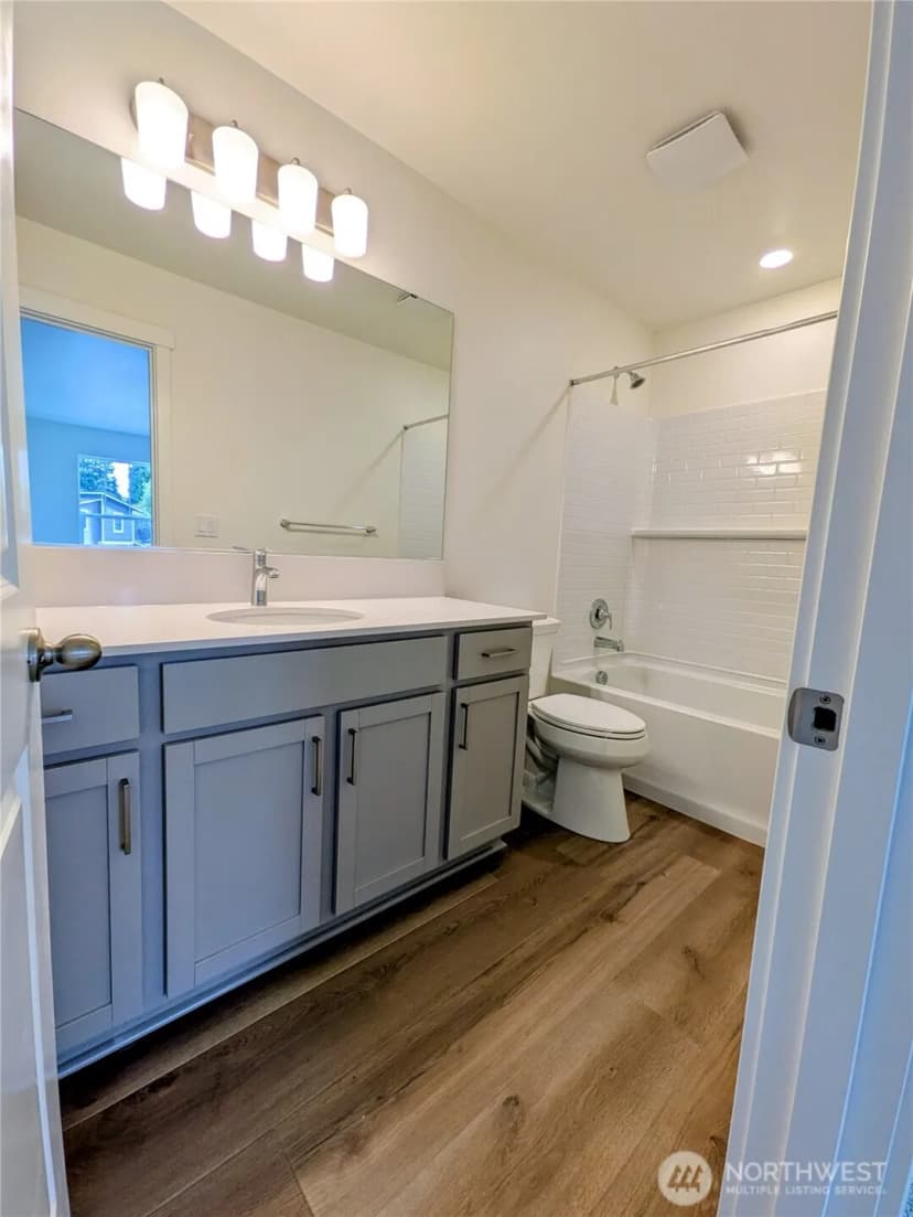 Property photo for 625 103rd Court Se #sw 08, Lake Stevens photo 14