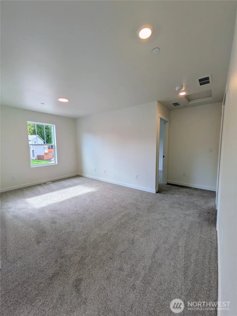 Property photo for 625 103rd Court Se #sw 08, Lake Stevens photo 9