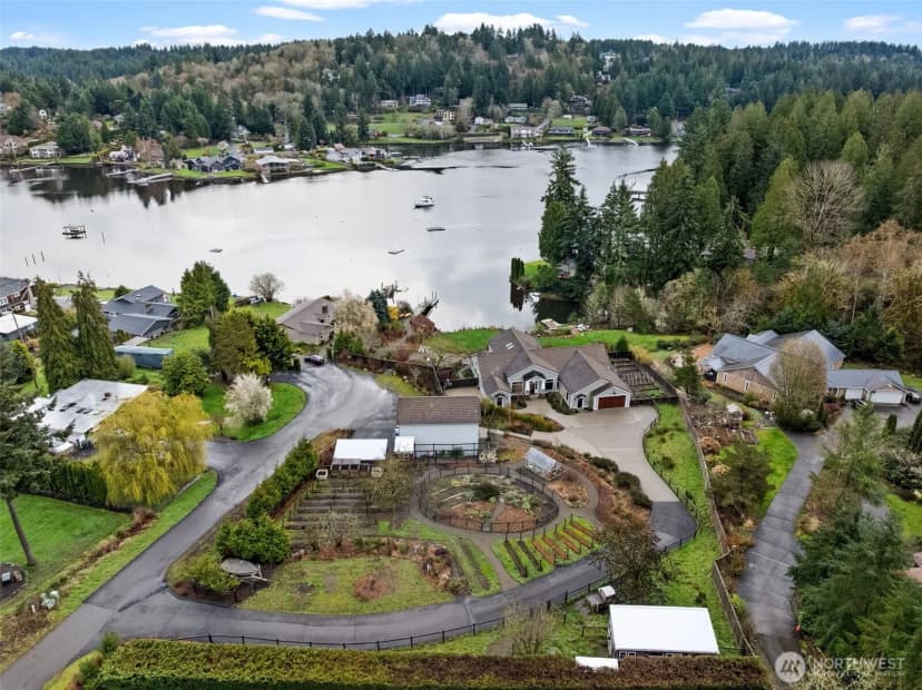 Property photo for 5514 35th Street Nw, Gig Harbor photo 2