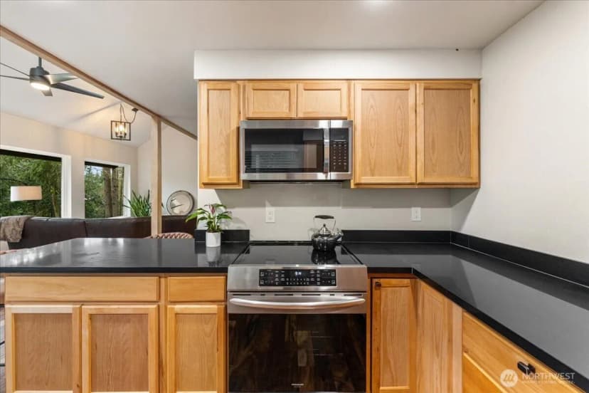 Property photo for 23990 Vinland Terrace Nw, Poulsbo photo 11