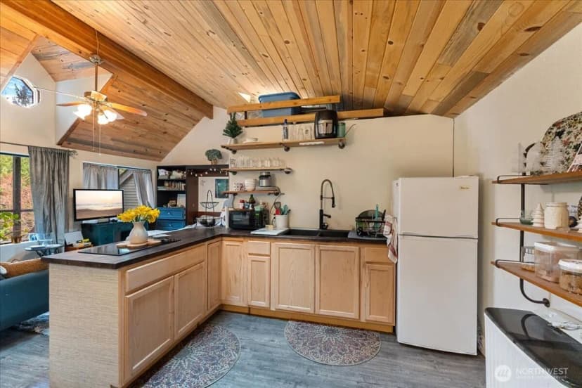 Property photo for 23990 Vinland Terrace Nw, Poulsbo photo 30