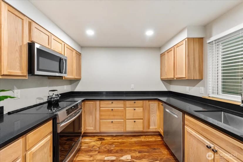 Property photo for 23990 Vinland Terrace Nw, Poulsbo photo 14