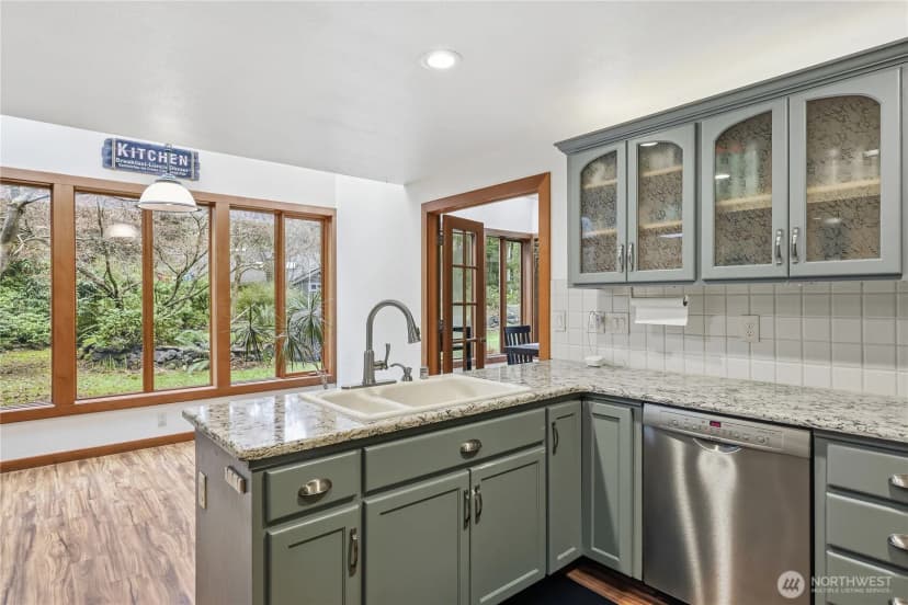 Property photo for 90 Oak Shore Drive, Port Townsend photo 15