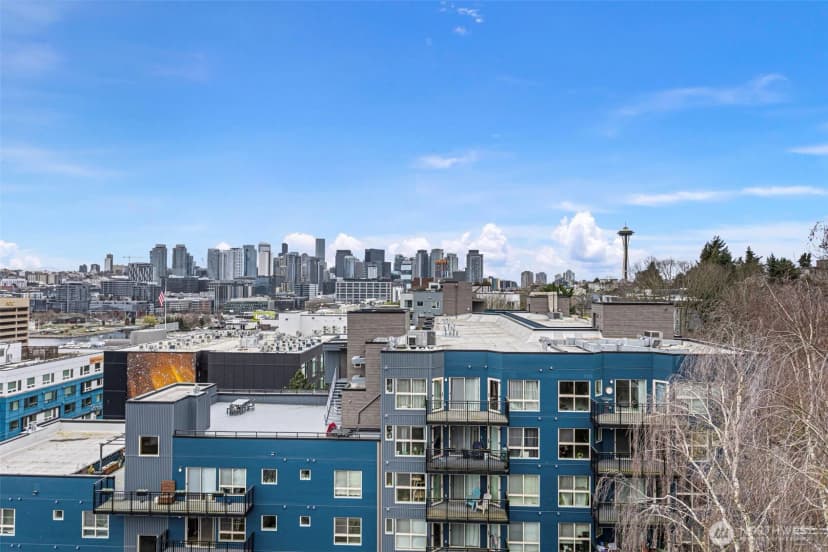 Property photo for 1504 Aurora Ave N #504, Seattle photo 15